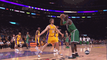 大家都对他 大家都对他