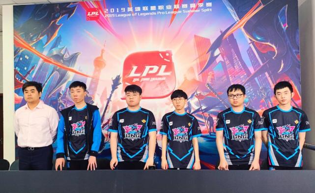 这都成为球 这都成为球