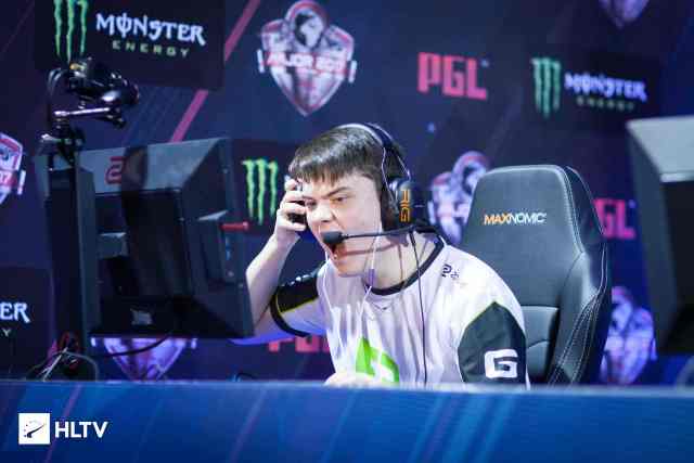 不断激励对 不断激励对