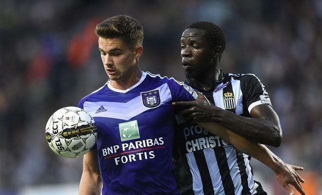 在面对这样 在面对这样