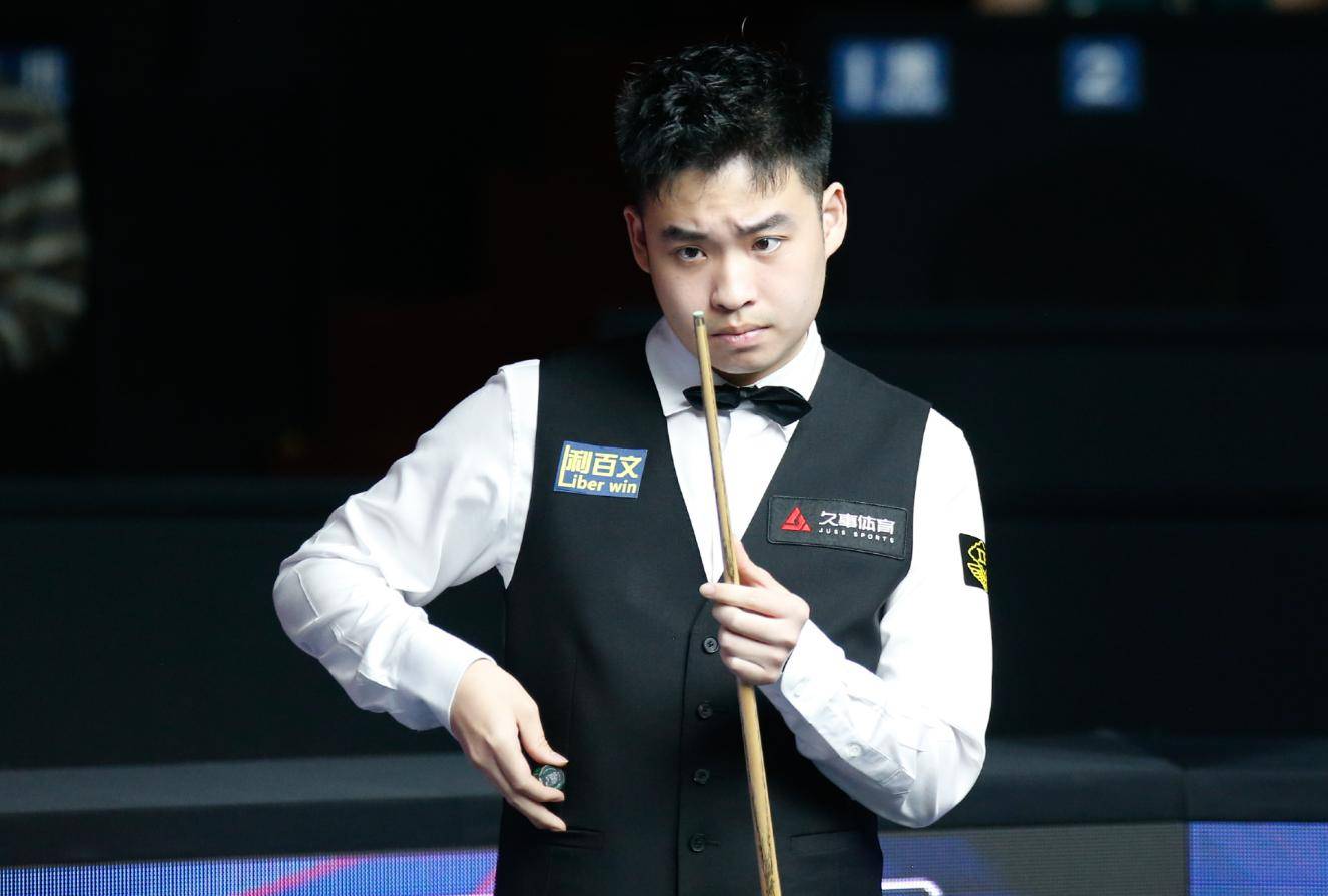 赛场上形成 赛场上形成