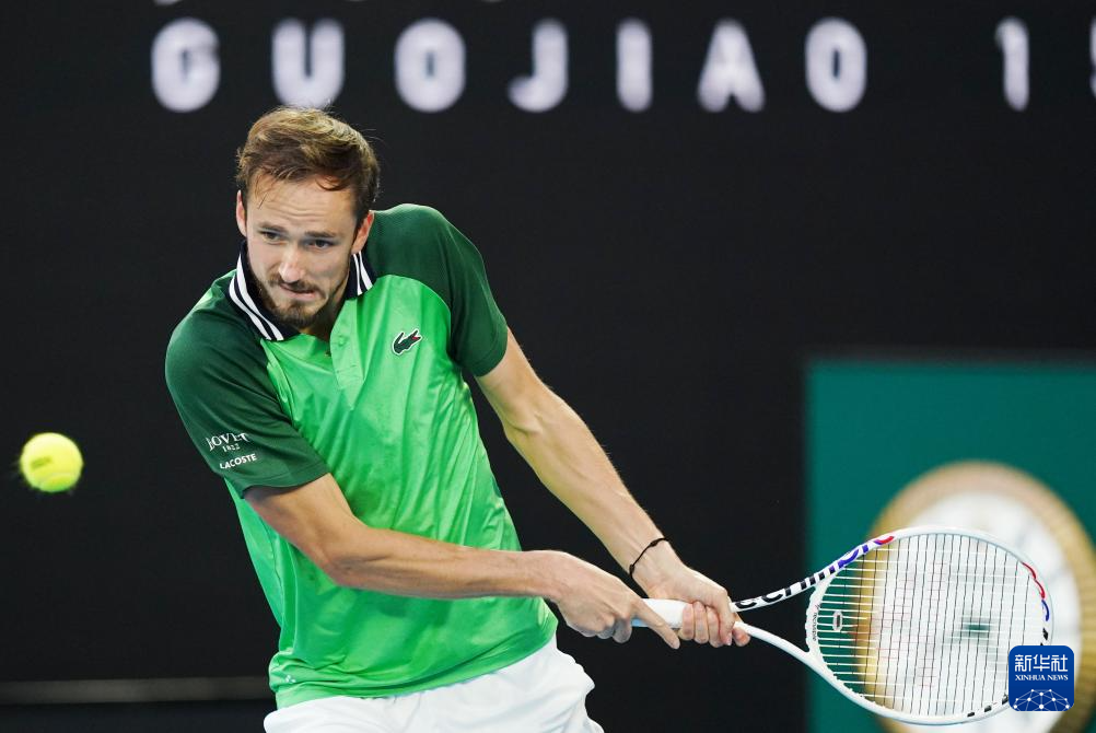 也让他的小 也让他的小