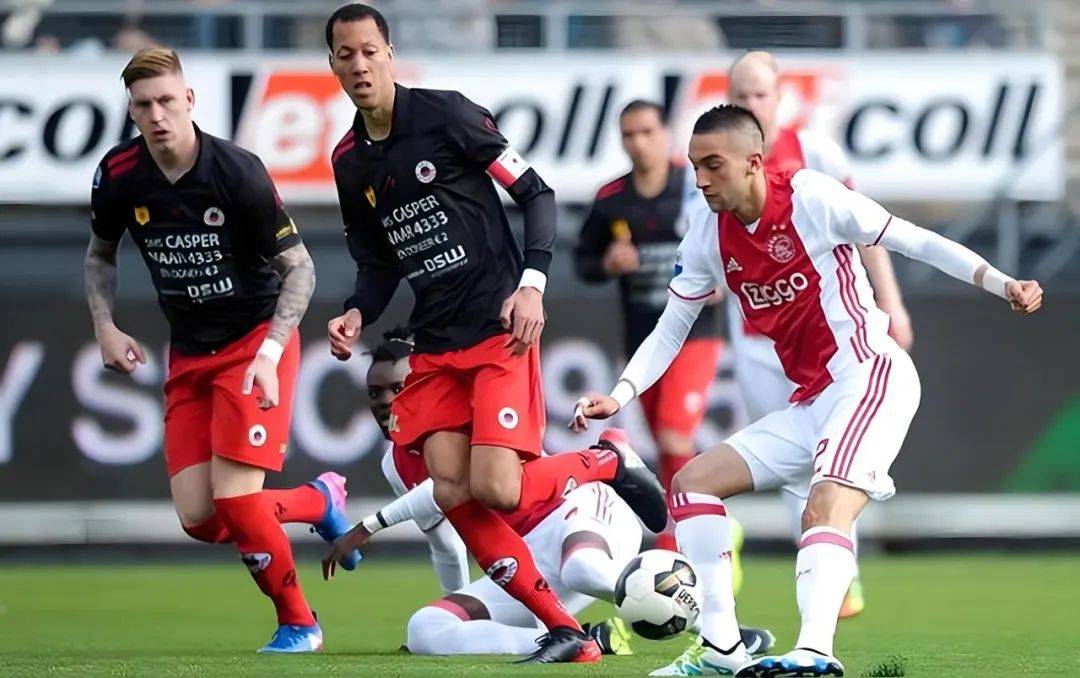 在现代足球 在现代足球