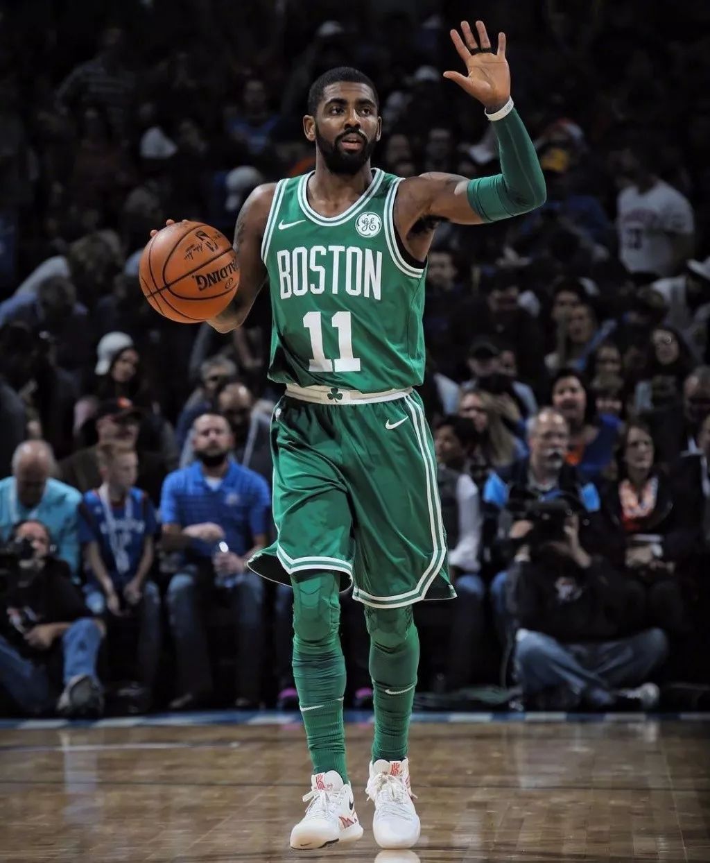 侧翼时拥有 侧翼时拥有