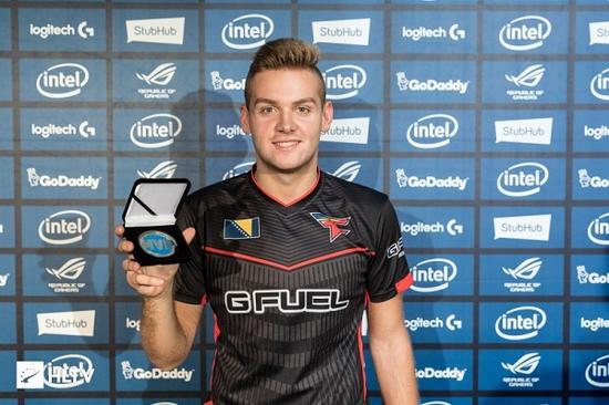 再叠加伤病 再叠加伤病